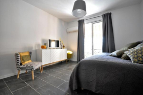  Appartement des fleurs  Ницца